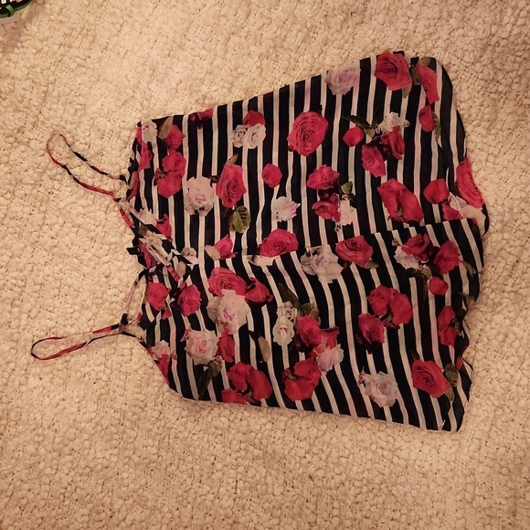 Guess blouse - Picture 1 of 3